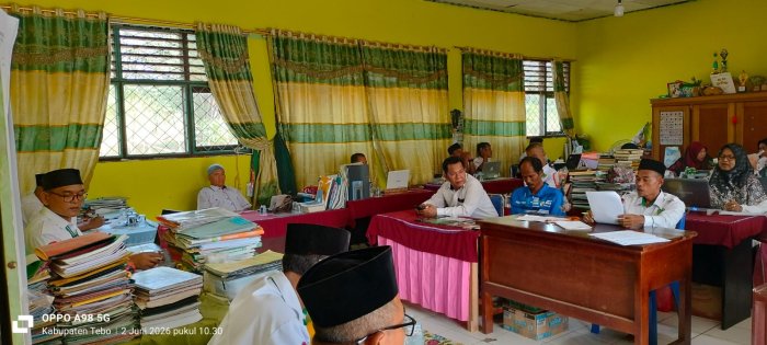 MTsN 4 Tebo Evaluasi dan Bubarkan Panitia Perpisahan Siswa