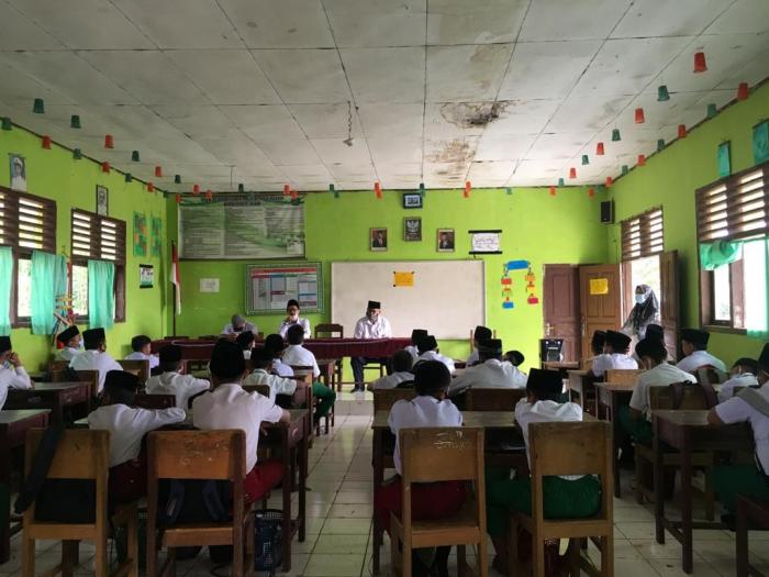 PENERIMAAN PESERTA DIDIK BARU MTs NEGERI 4 TEBO ALAMI PENINGKATAN SEBESAR 30% PENERIMAAN PESERTA DIDIK BARU MTs NEGERI 4 TEBO ALAMI PENINGKATAN SEBESAR 30%