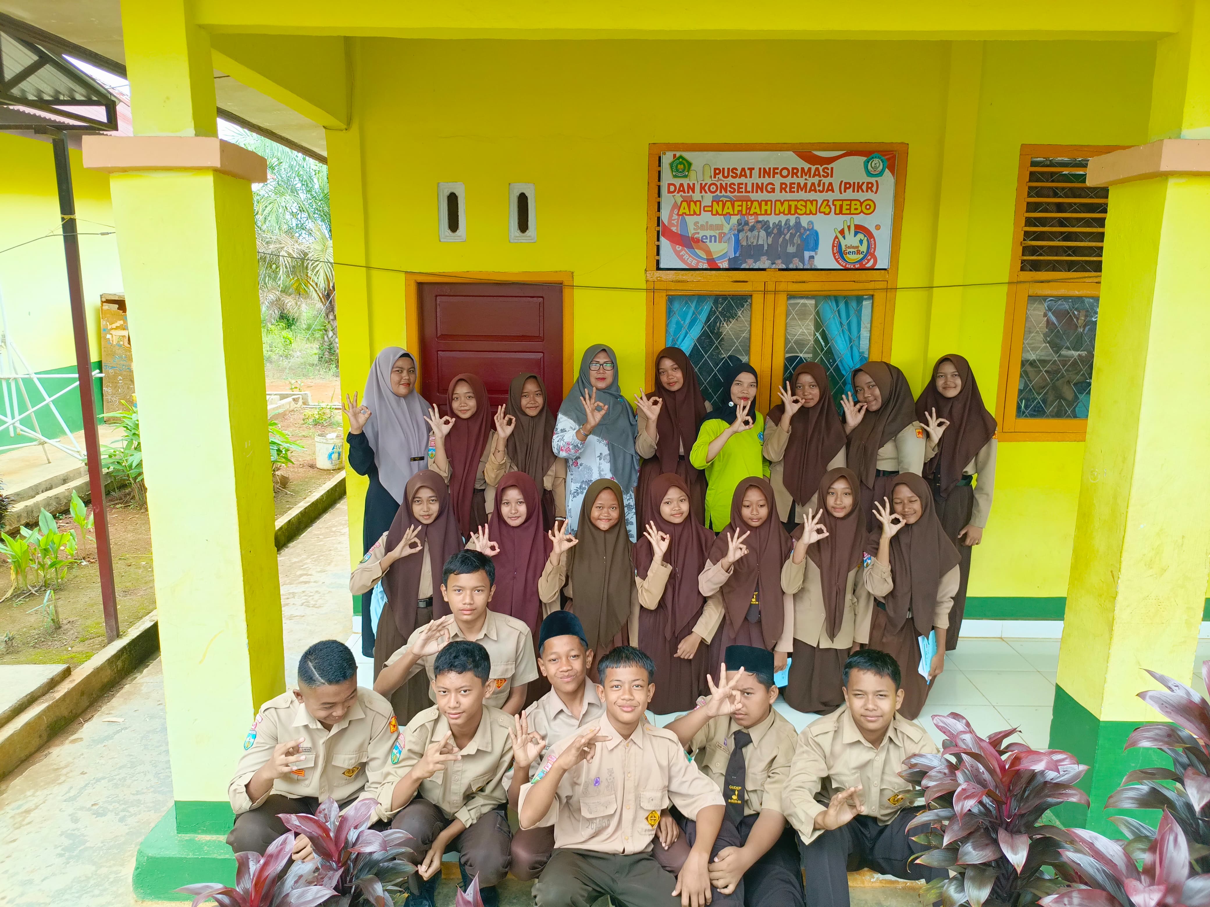 Sosialisasi PIKR Digelar, Meningkatkan Kesadaran Remaja tentang Miras dan Narkoba Sosialisasi PIKR Digelar, Meningkatkan Kesadaran Remaja tentang Miras dan Narkoba